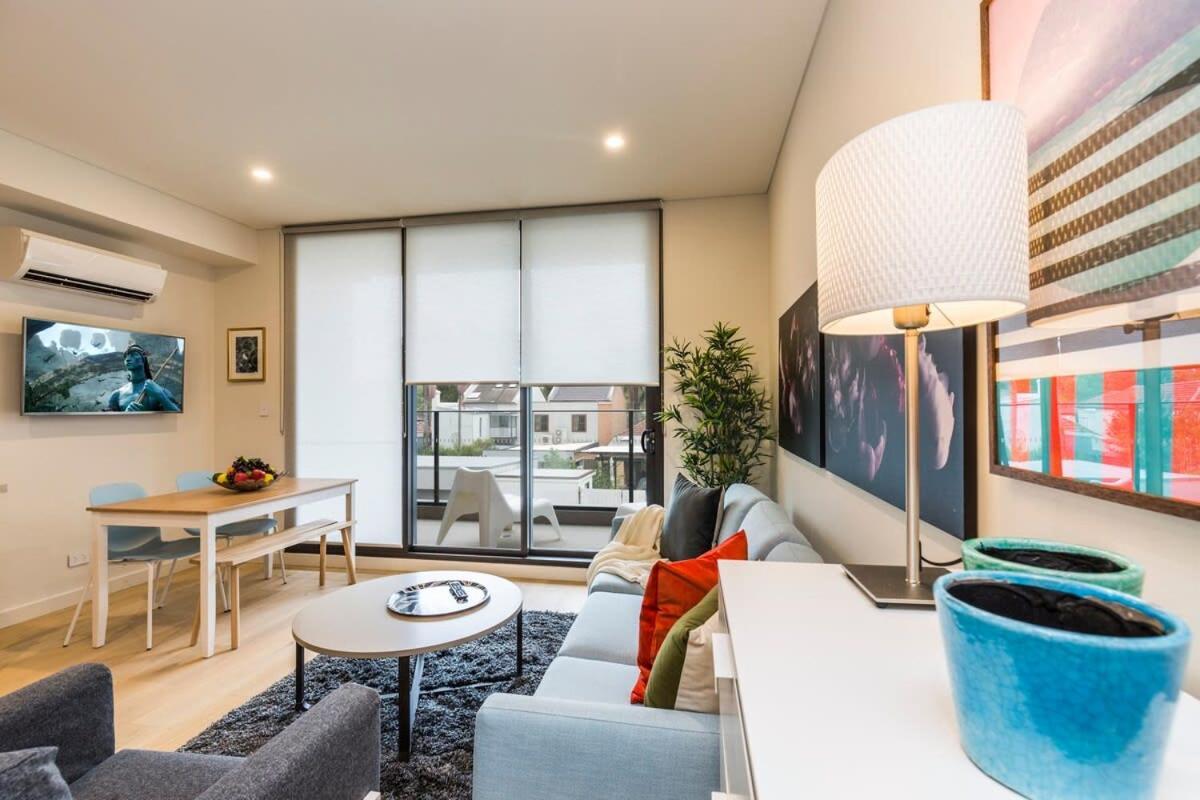 Air Conditioned One Bedroom With Pool Close To Cbd * Sydney